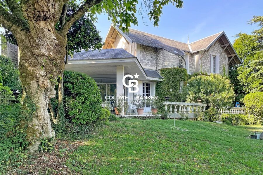 Maison à vendre à Saintes — Vue parc & jardin — photo 9