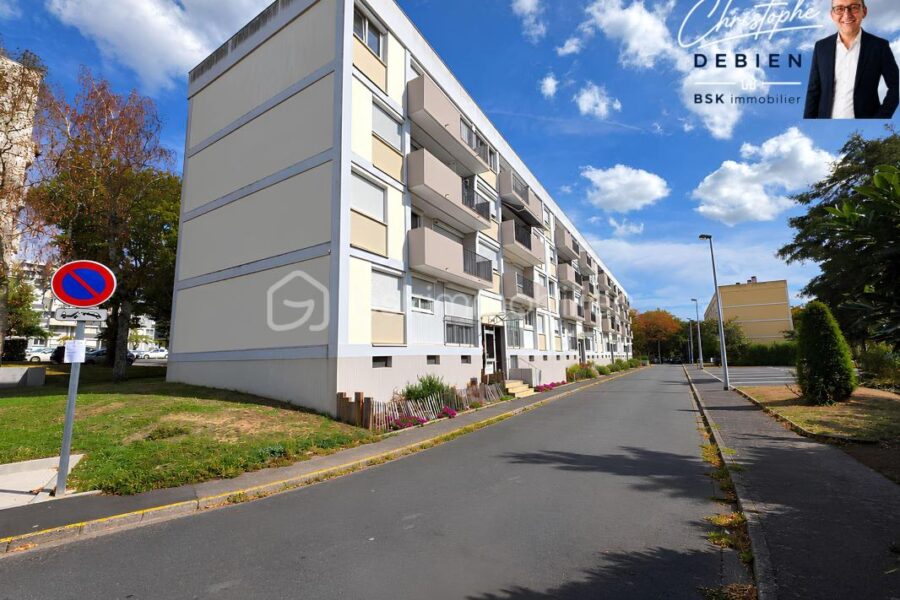 Appartement à vendre à Cholet — Vue sur la ville — photo 2