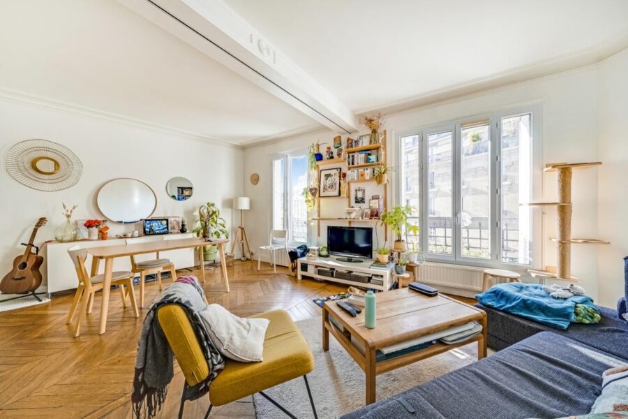 Appartement à vendre à Paris 20e arrondissement — Vue sur la ville — photo 2