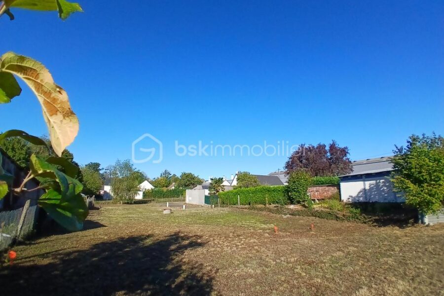 Terrain à vendre à Le Val-Saint-Père — Vue dégagée — photo 2