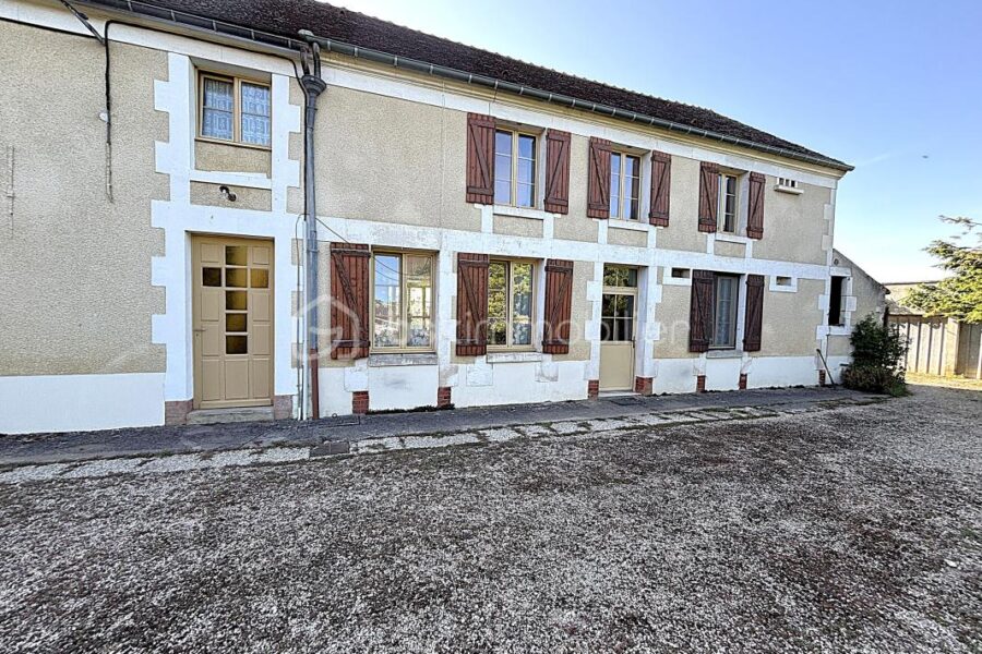 Maison à vendre à Saint-Georges-sur-Baulche — Vue nature — photo 2