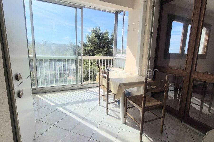 Appartement à vendre à La Valette-du-Var — Vue dégagée — photo 2
