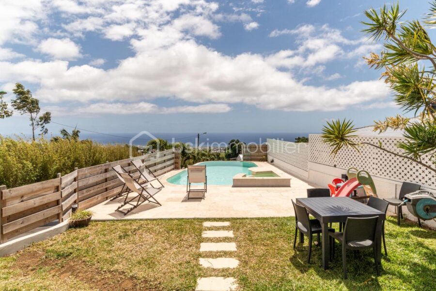 Maison à vendre à Sainte-Marie — Vue mer — photo 2