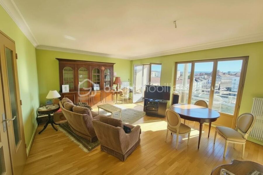 Appartement à vendre à Roanne — Vue sur la ville — photo 2
