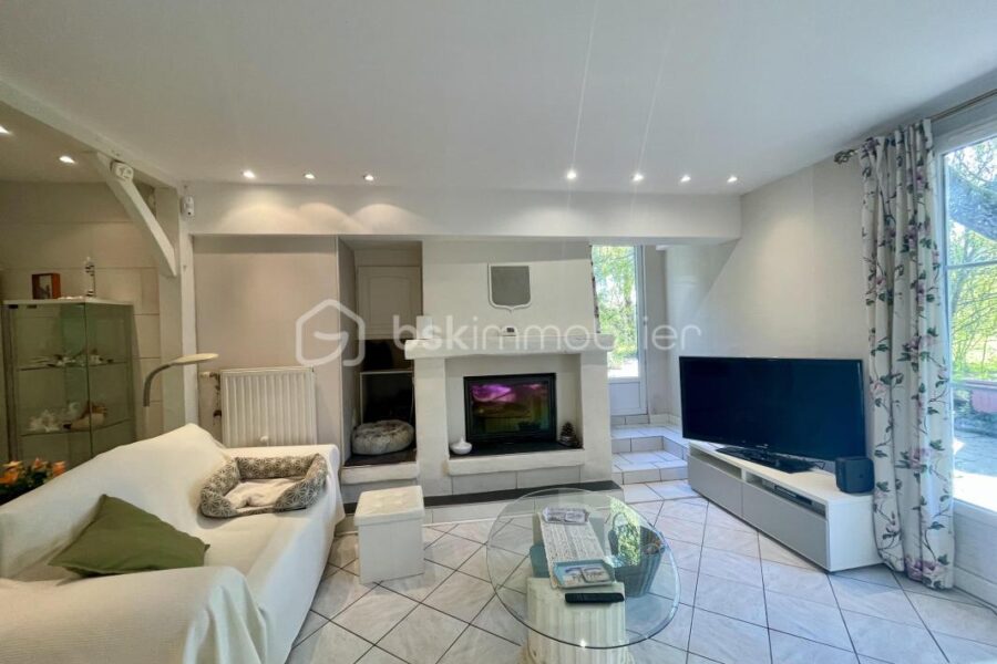 Maison à vendre à Cheillé — Vue nature — photo 2