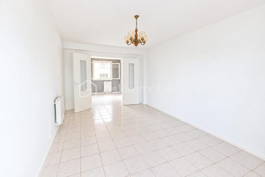 Appartement à vendre à Lourdes — Vue montagne — photo 2