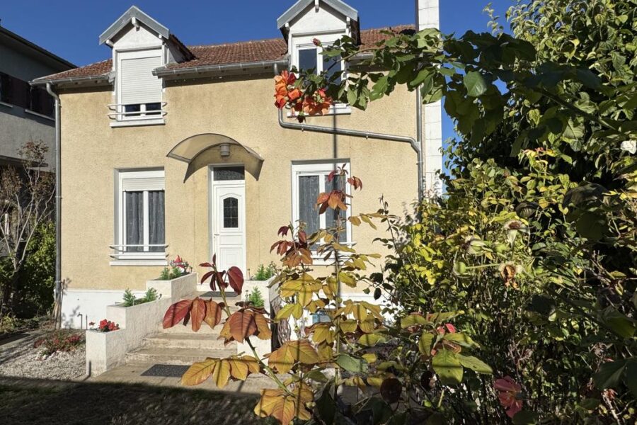 Maison à vendre à Le Pecq — Vue sur la ville — photo 2
