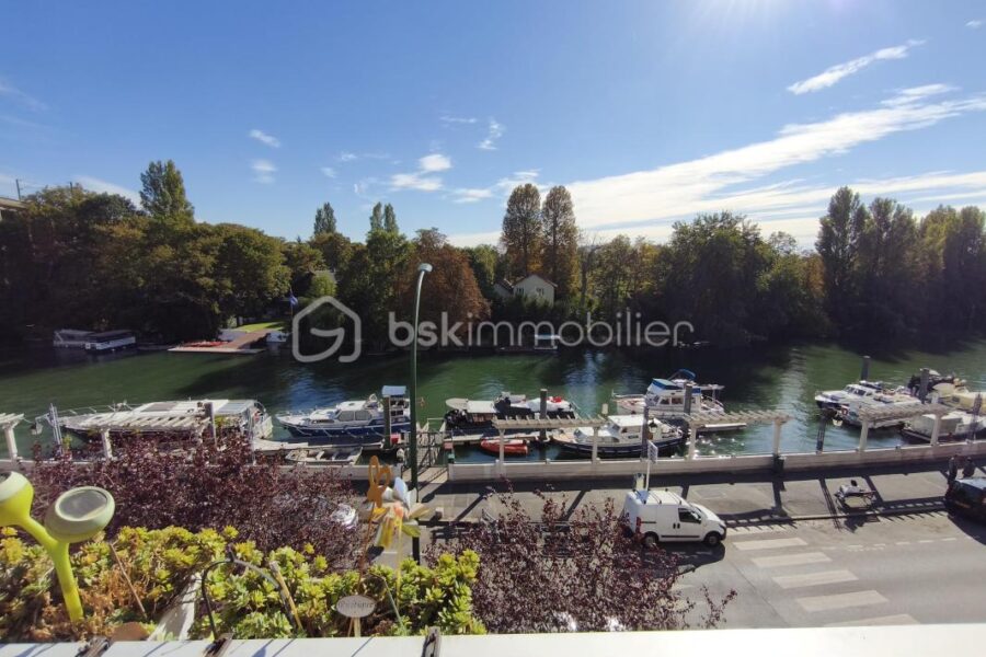 Appartement à vendre à Nogent-sur-Marne — Vue fleuve — photo 1
