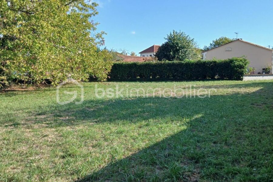 Terrain à vendre à La Couronne — Vue dégagée — photo 1