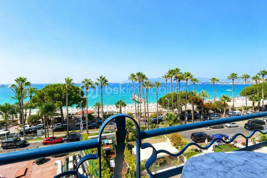 Appartement à vendre à Cannes — Vue mer — photo 1