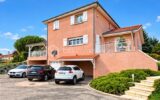 Maison à vendre à Saint-Martin-en-Haut — Vue parc & jardin — photo 2