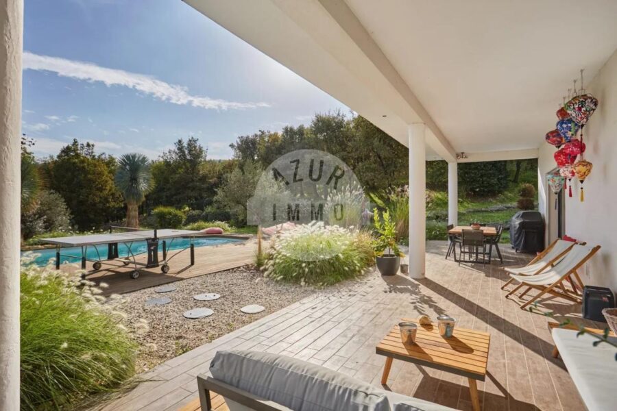 Maison à vendre à Cuges-les-Pins — Vue nature — photo 2