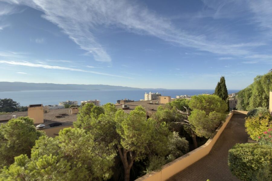 Appartement à vendre à Ajaccio — Vue mer — photo 2