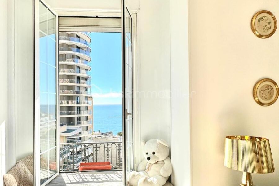 Maison à vendre à Beausoleil — Vue mer — photo 2