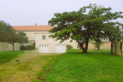 Terrain à vendre à La Chapelle-Pouilloux