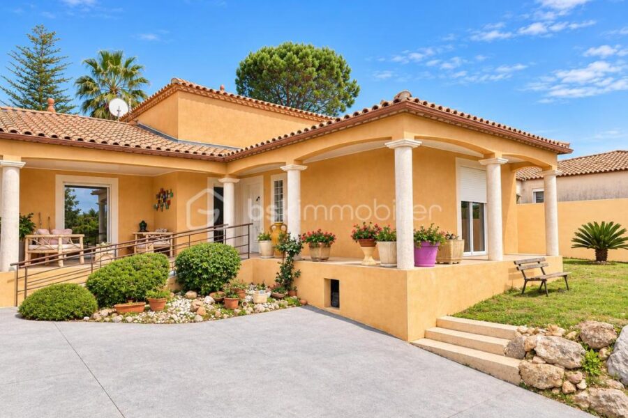Maison à vendre à Balaruc-les-Bains — Vue parc & jardin — photo 2