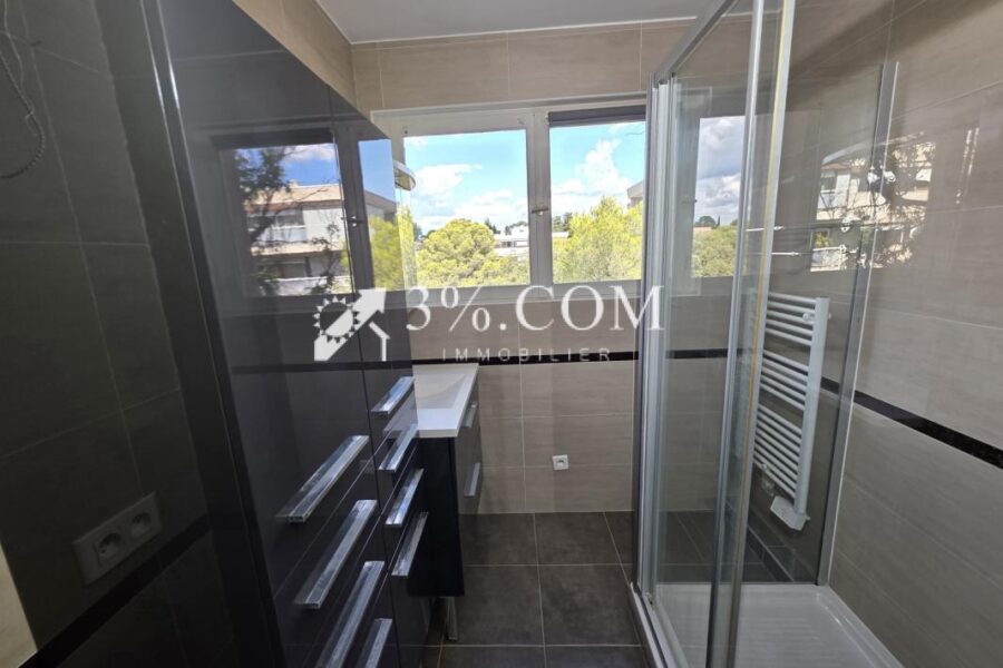 Appartement à vendre à Saint-Raphaël — Vue parc & jardin — photo 10