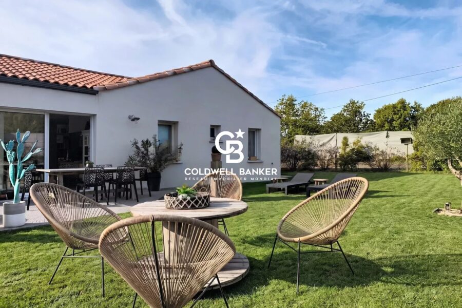 Maison à vendre à Les Sables-d&rsquo;Olonne — Vue parc & jardin — photo 2