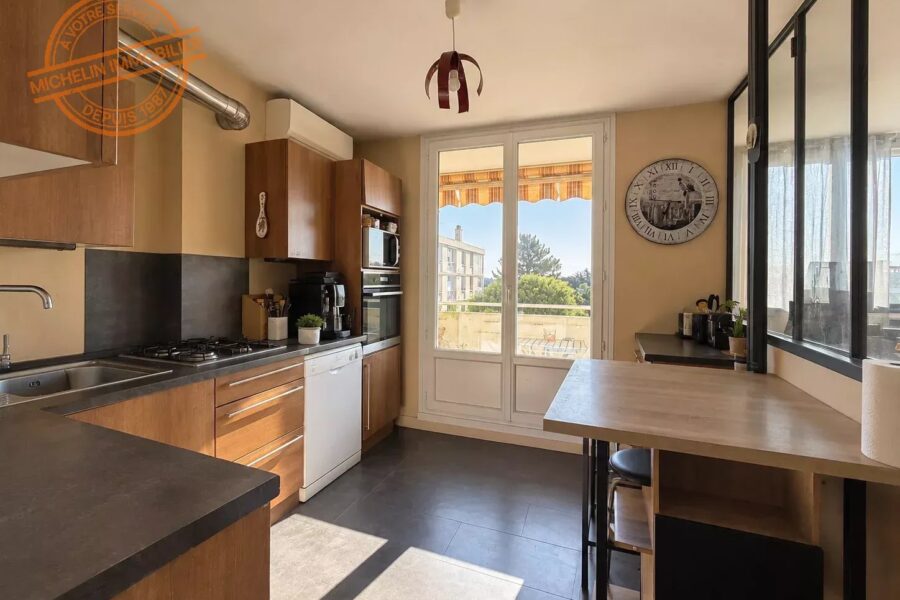 Appartement à vendre à Champagne-au-Mont-d&rsquo;Or — Vue parc & jardin — photo 3