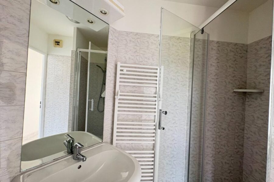 Appartement à louer à Nice — Vue mer — photo 11