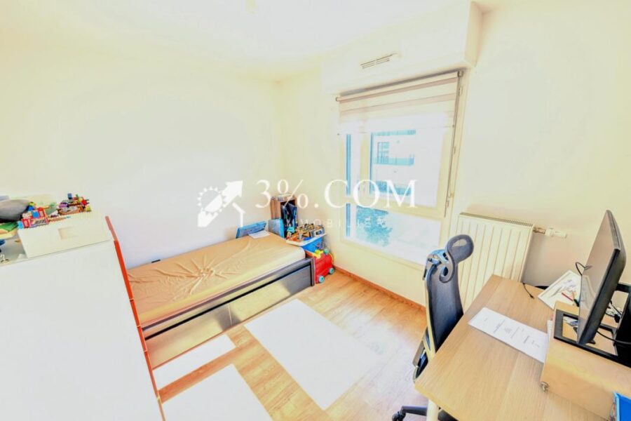 Appartement à vendre à Poissy — Vue sur la ville — photo 12