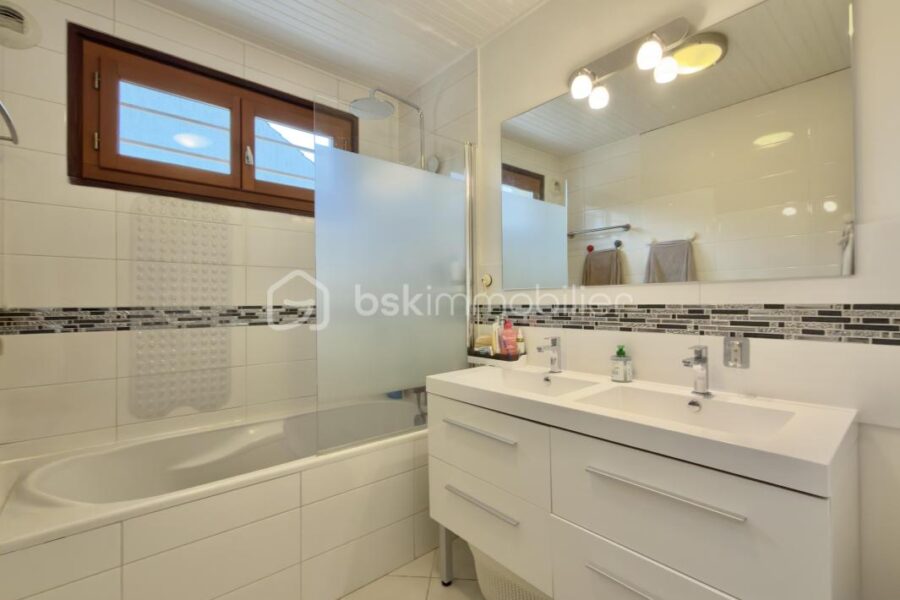 Maison à vendre à Nanteuil-lès-Meaux — Vue parc & jardin — photo 13