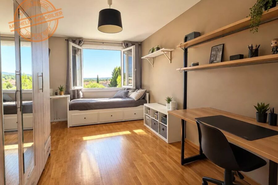 Appartement à vendre à Champagne-au-Mont-d&rsquo;Or — Vue parc & jardin — photo 1