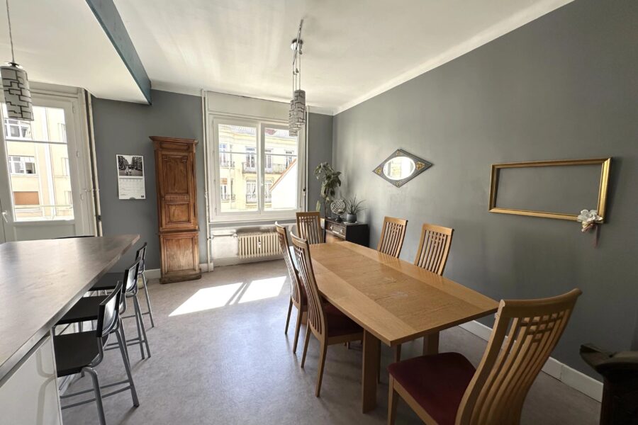Appartement à vendre à Saint-Étienne — Vue sur la ville — photo 6