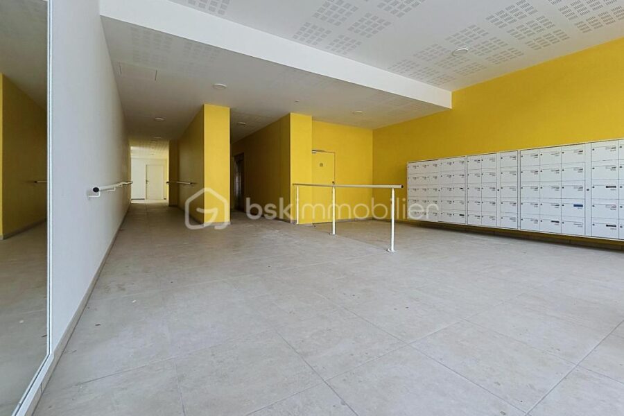 Appartement à vendre à Bordeaux — Vue sur la ville — photo 12