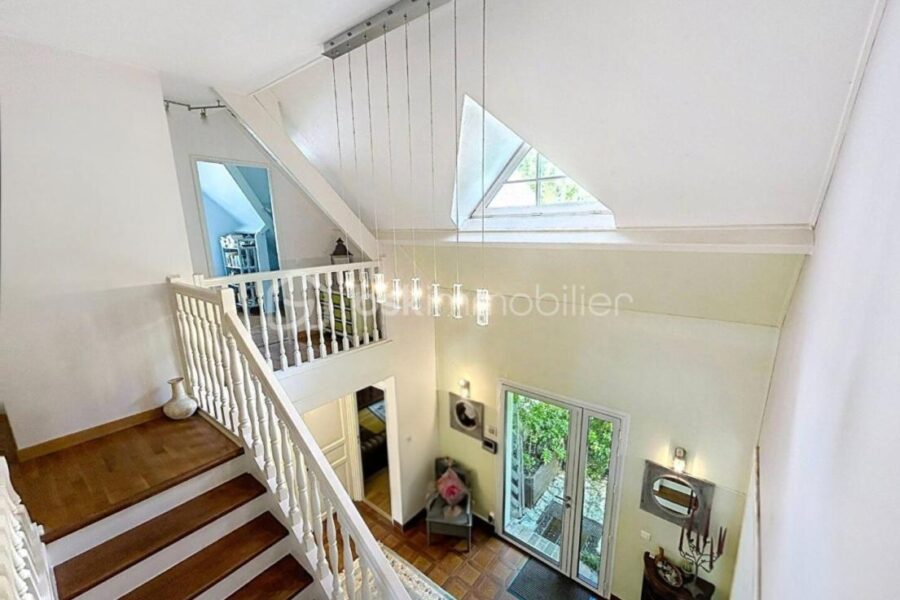 Maison à vendre à Maule — Vue parc & jardin — photo 12