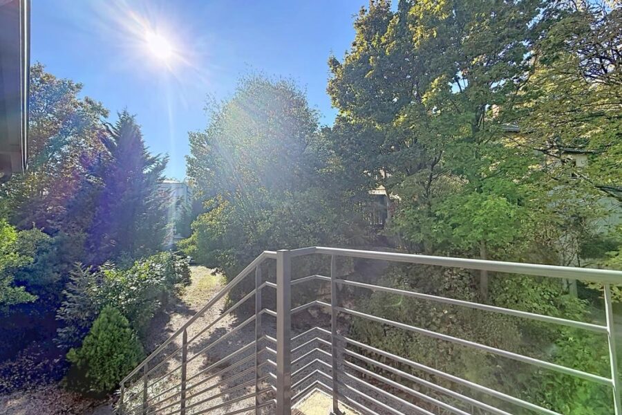 Appartement à louer à Lyon 5e arrondissement — Vue nature — photo 1