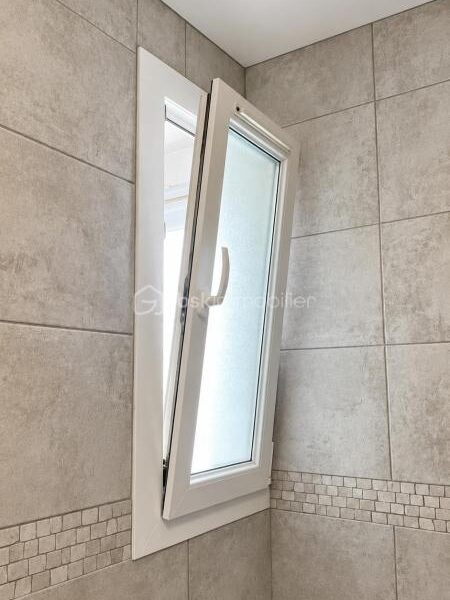 Appartement à vendre à Marseille 10e arrondissement — Vue sur la ville — photo 12