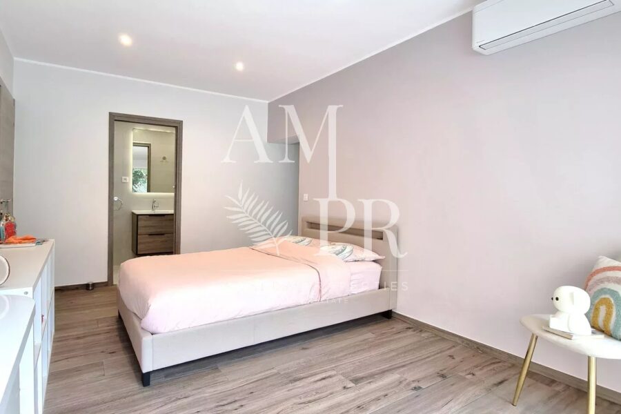 Maison à vendre à Cannes — Vue parc & jardin — photo 15