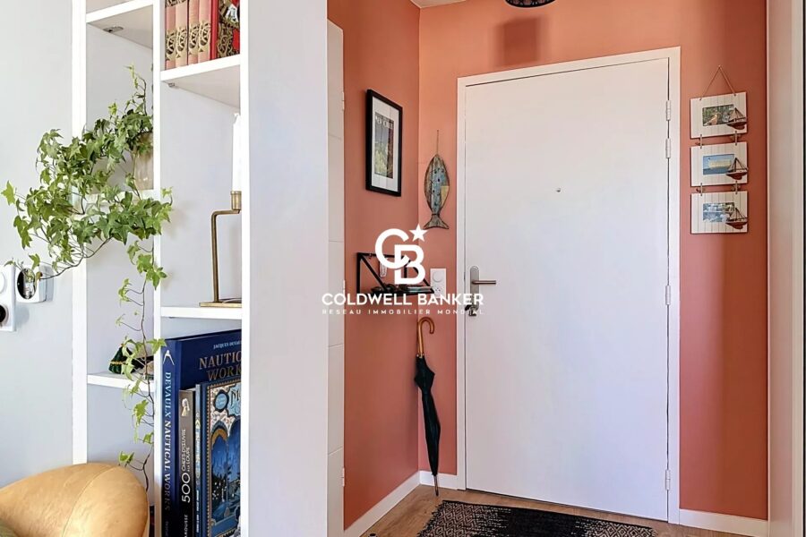 Appartement à vendre à La Rochelle — Vue sur la ville — photo 6