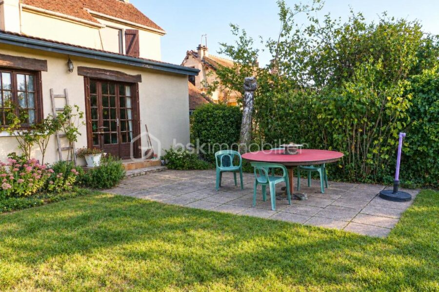 Maison à vendre à Saint-Georges-sur-Baulche — Vue nature — photo 14