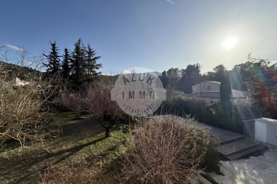Maison à vendre à Saint-Zacharie — Vue nature — photo 13
