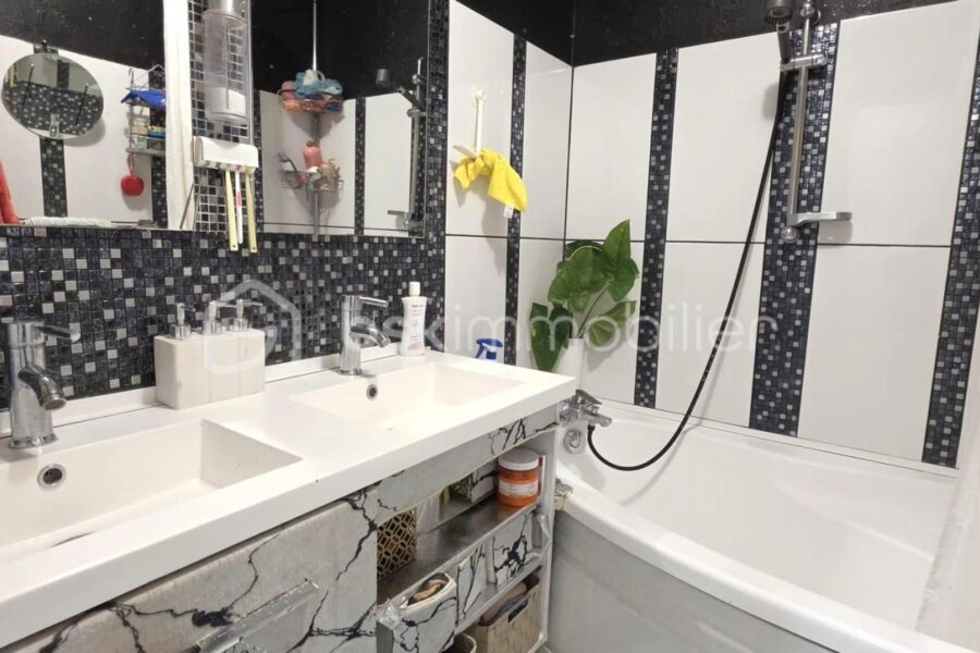 Appartement à vendre à Grenoble — Vue parc & jardin — photo 14