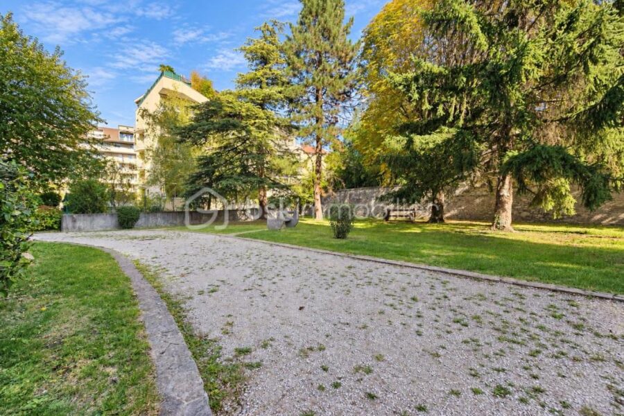 Appartement à vendre à Grenoble — Vue montagne — photo 13