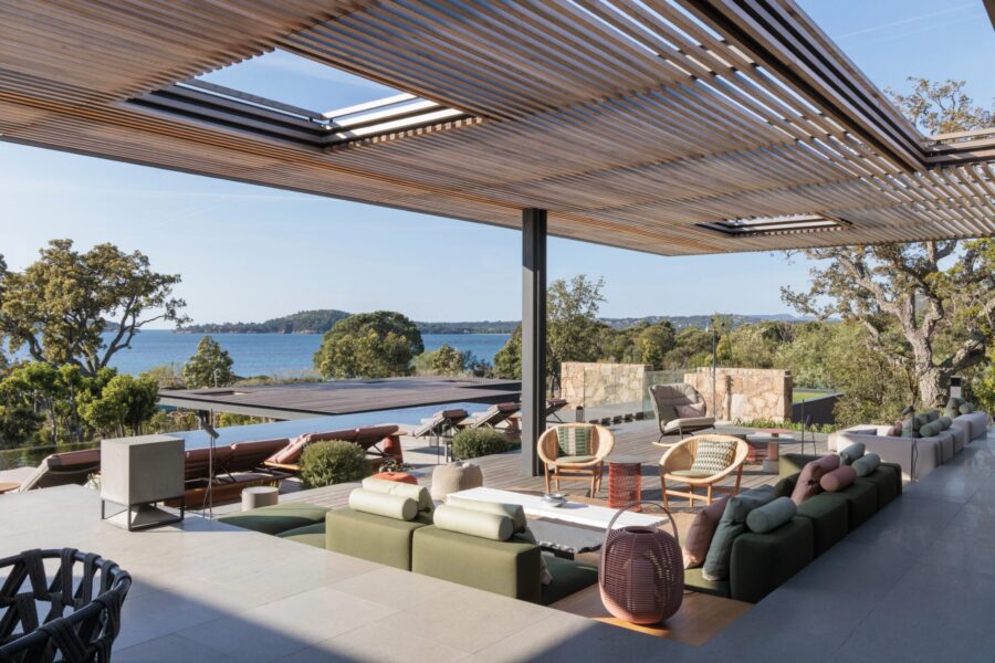 Maison en location vacances à Sainte-Lucie-de-Porto-Vecchio — Vue mer — photo 1