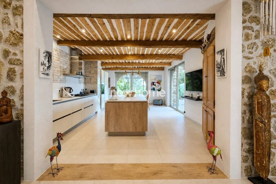 Maison à vendre à Saint-Antonin-du-Var — Vue montagne — photo 18