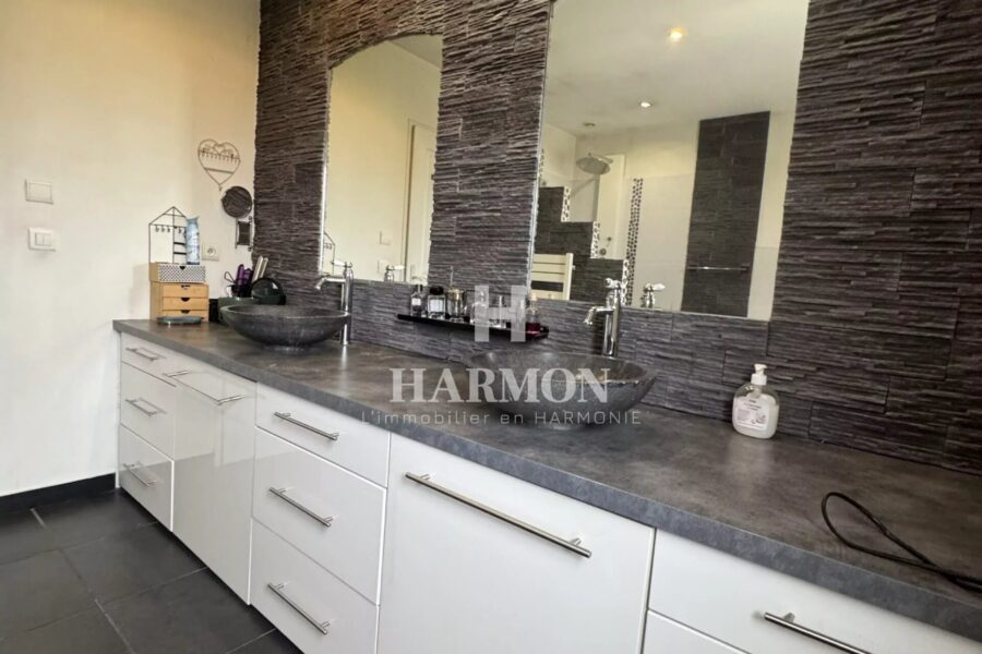 Maison à vendre à Argagnon — Vue montagne — photo 32
