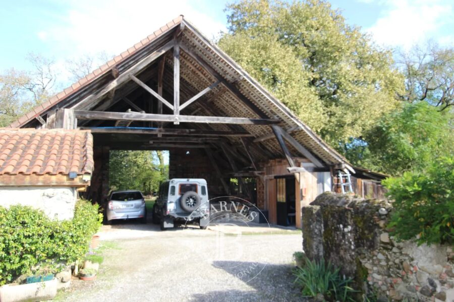 Maison à vendre à Sauveterre-de-Béarn — Vue montagne — photo 17