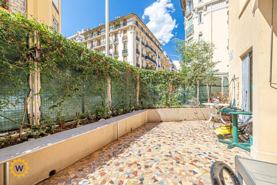 Appartement à vendre à Nice — Vue sur la ville — photo 4