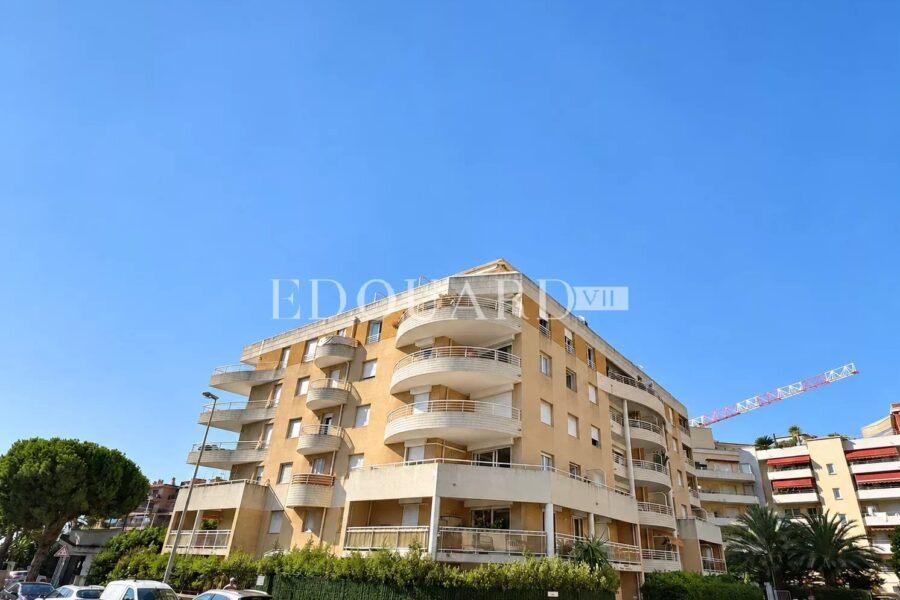 Appartement à vendre à Menton — Vue sur la ville — photo 6