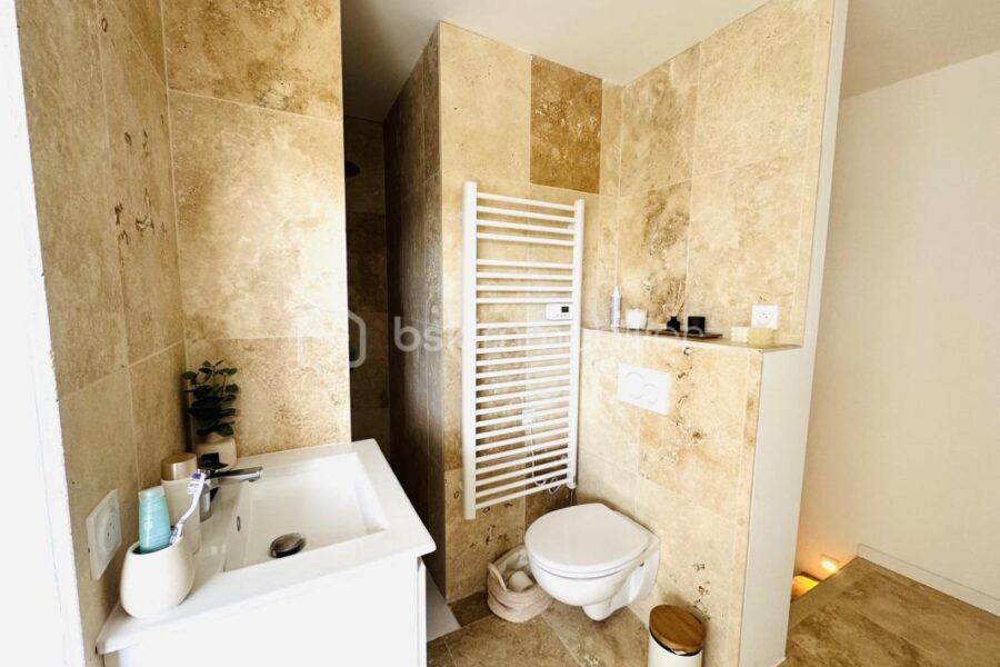 Maison à vendre à Lambesc — Vue vignes — photo 14