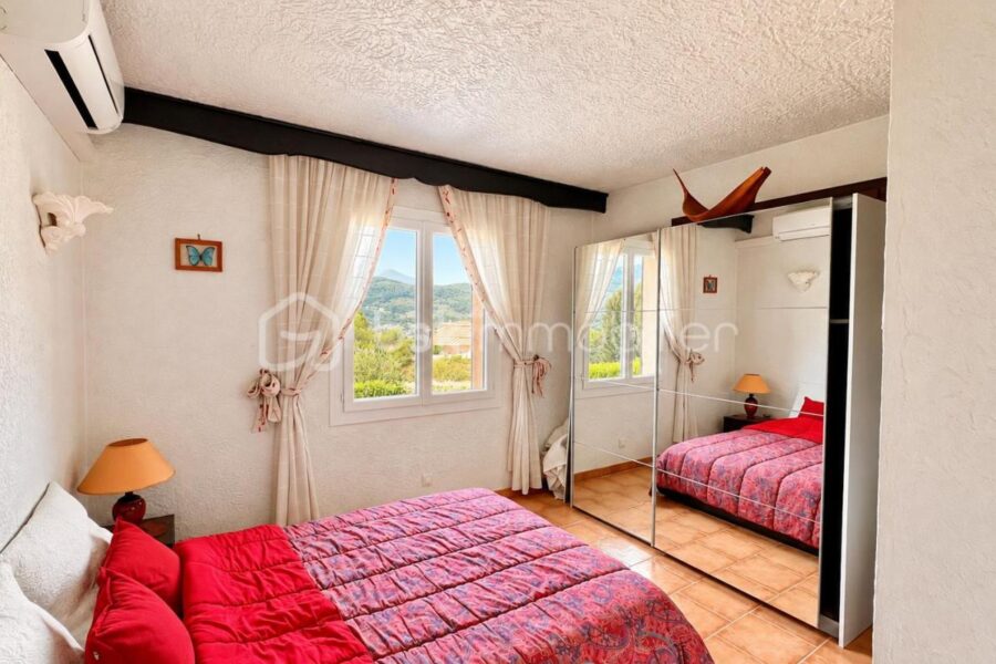 Maison à vendre à Peymeinade — Vue montagne — photo 14