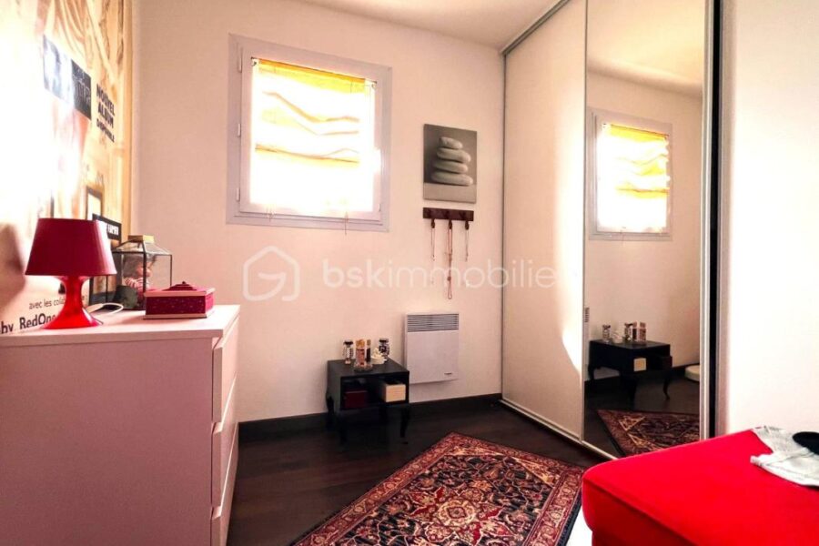 Maison à vendre à Saint-Martin-en-Haut — Vue parc & jardin — photo 14