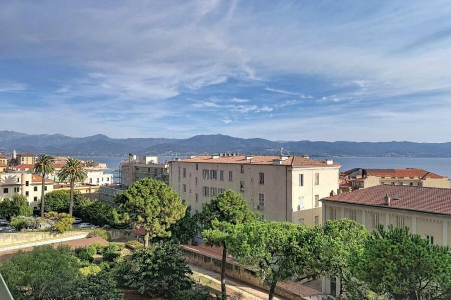 Appartement à louer à Ajaccio — Vue mer — photo 14