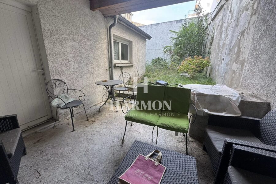 Maison à vendre à Pau — Vue sur la ville — photo 3