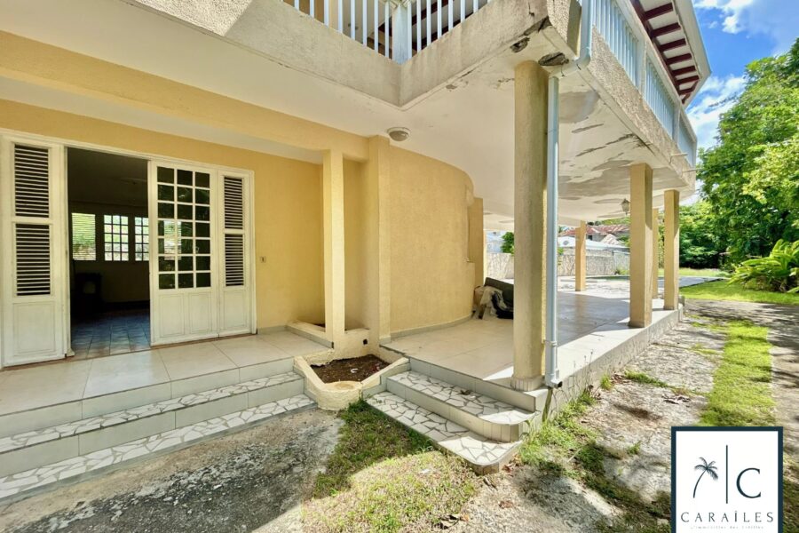 Maison à vendre à Sainte-Anne — Vue parc & jardin — photo 4